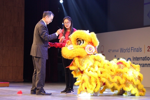 clip_image011.jpg //pkunews.91zbplay.com/xwzh/attachement/jpg/site2/20180418/484d7eb258891c413f1060.jpg
